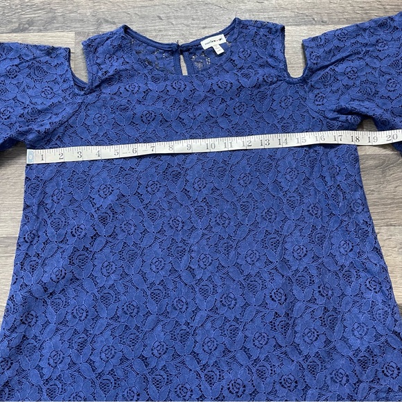 Monteau Girl Navy Blue Cold Shoulder Short Sleeve Lace Top Size 14(XL) - Picture 5 of 6